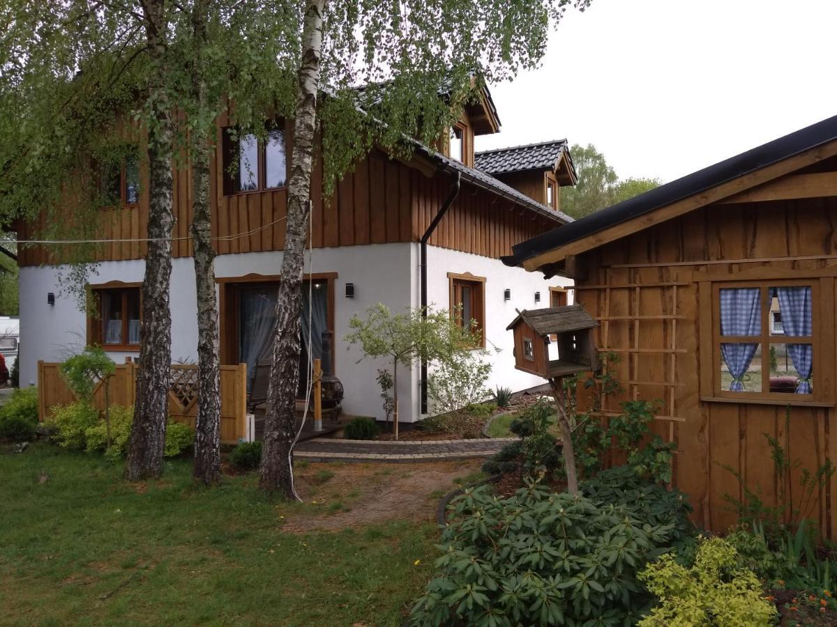 Apartament 4 Osobowy Kujan Bagian luar foto